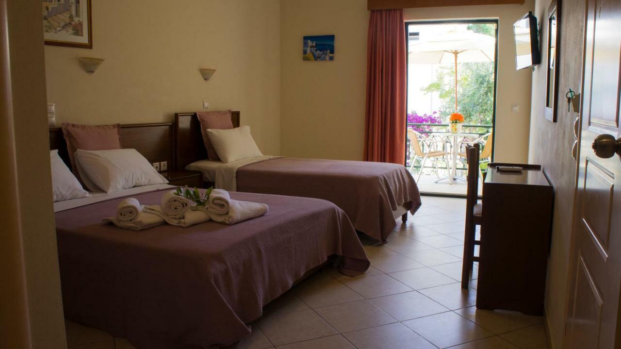 Hotel Loukas Vrachos Παραλία Βράχου Εξωτερικό φωτογραφία